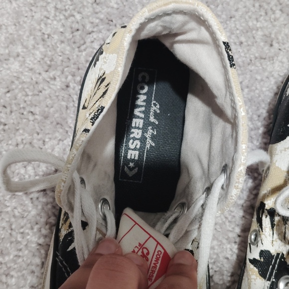 Converse Flower High-Top Sneakers - Picture 10 of 11